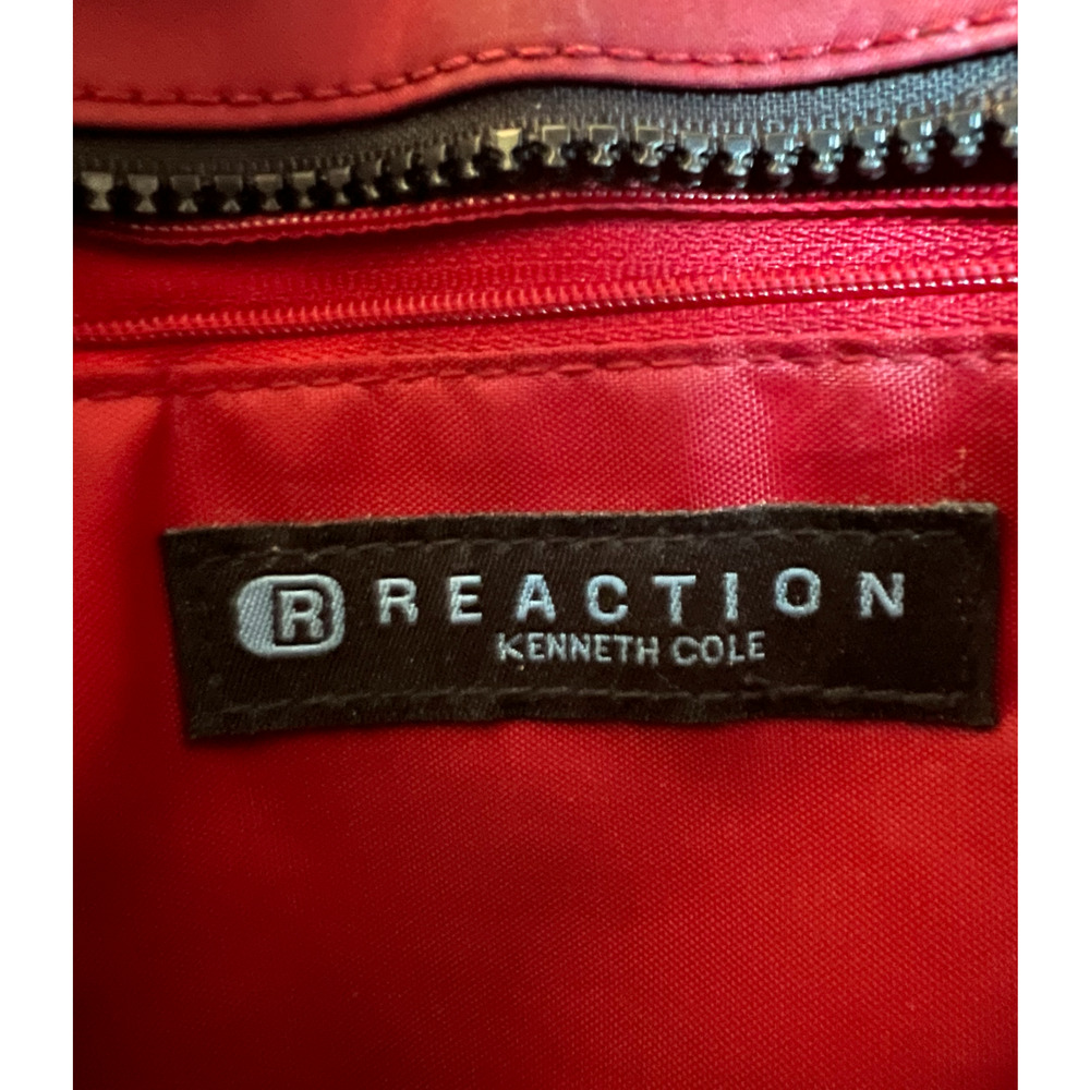 Kenneth Cole Reaction Purse Crossbody Burgundy Red Black Nylon Square Pockets - Picture 7 of 10